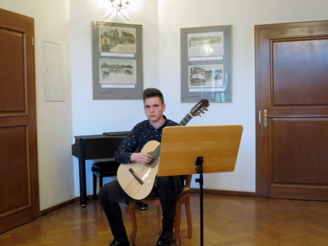 Muzyka zabrzmi w namiocie Wojewódzkiej Biblioteki Publicznej w Opolu