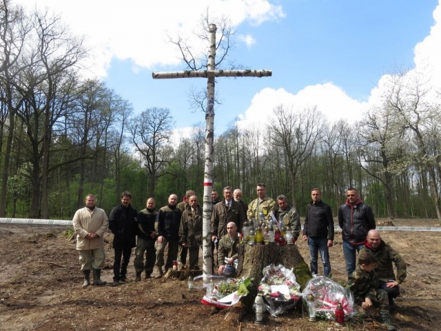 Pamięci pomordowanych żołnierzy Bartka. Uroczystości w Starym Grodkowie
