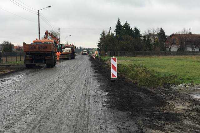Samorząd Pawłowiczek poprawi infrastrukturę. W Ostrożnicy naprawią najgorszą drogę w miejscowości