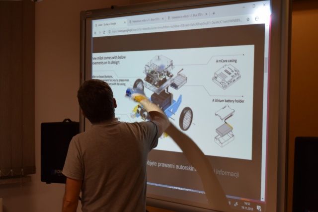 W kędzierzyńsko-kozielskiej bibliotece dzieci uczą się programować roboty
