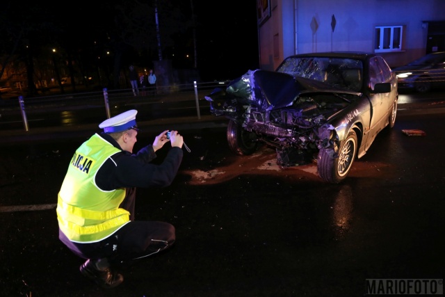 Utrudnienia w ruchu na Niemodlińskiej w Opolu po wypadku samochodowym