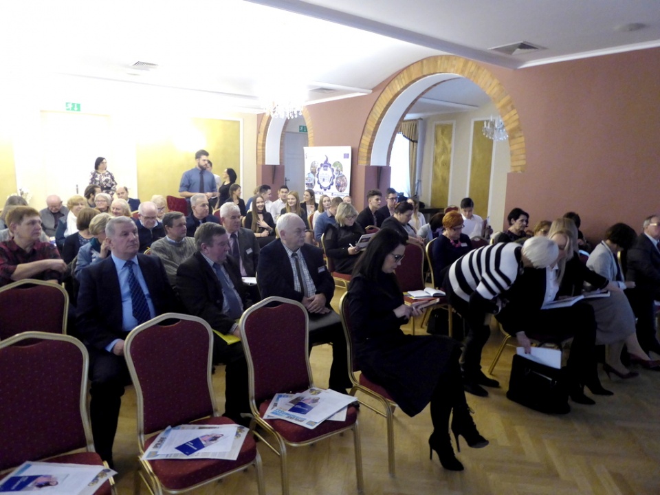 Wspólne posiedzenie forum seniorów i młodzieży w Pawłowicach [fot. Witold Wośtak]