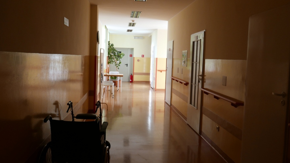 Oddział wewnętrzny szpitala w Kluczborku najprawdopodobniej będzie pusty przez dłuższy czas [fot. Mariusz Chałupnik]