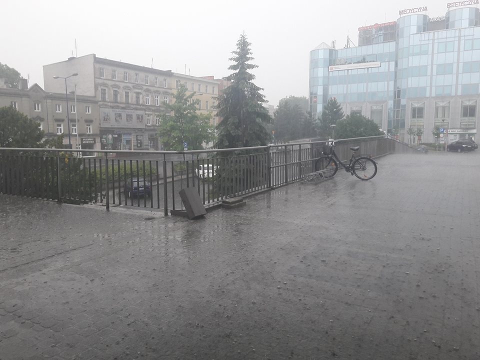 Intensywne opady deszczu w Opolu