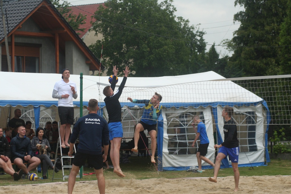 Turniej siatkówki plażowej w Nogowczycach. [fot. Piotr Warner]