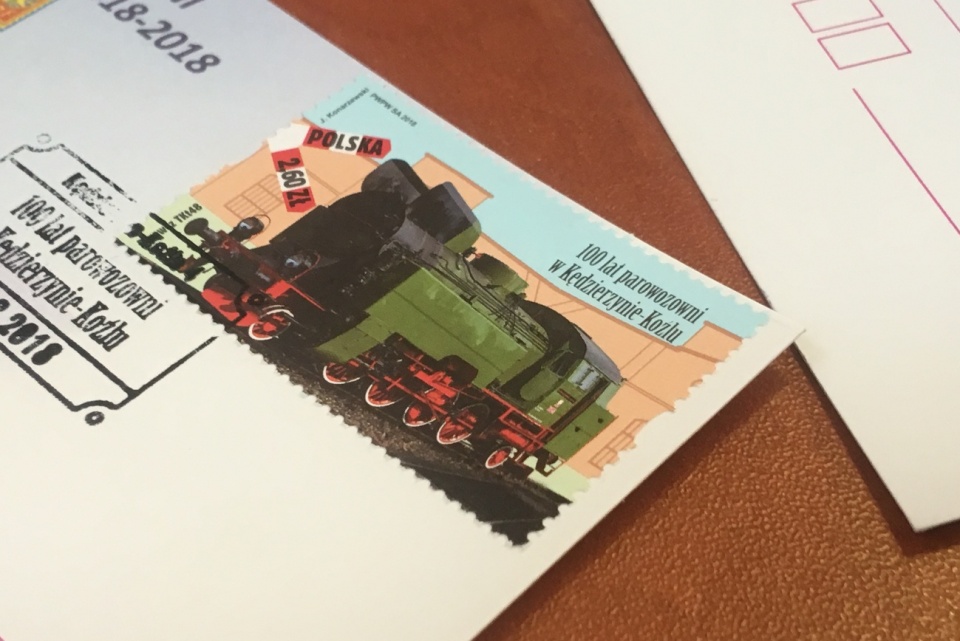 Nowy znaczek pocztowy z okazji 100-lecia kędzierzyńskiej parowozowni [fot. Agnieszka Pospiszyl]