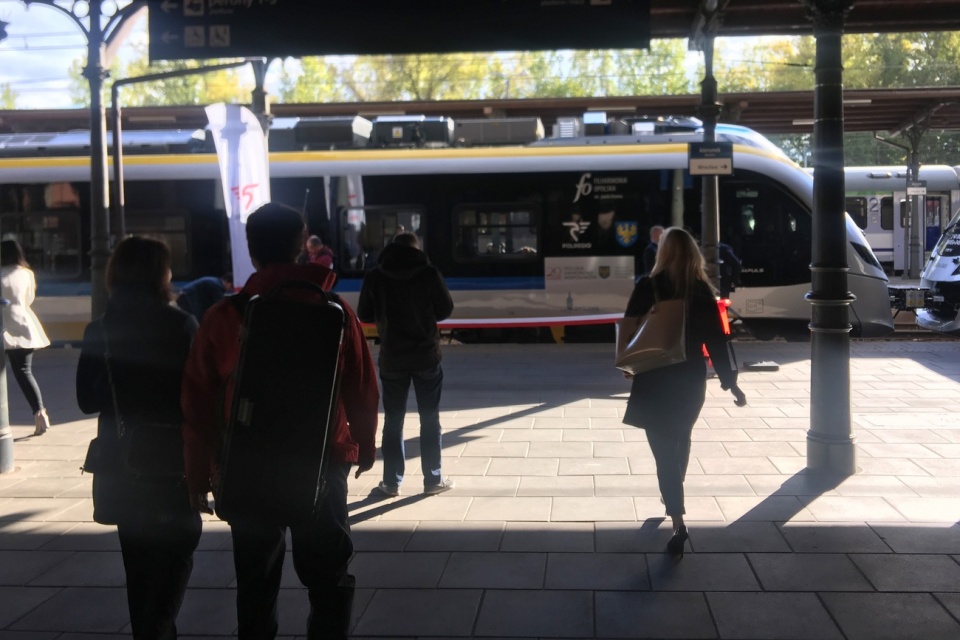 Pociągi na stacji w Opolu, zdjęcie ilustracyjne [fot. Agnieszka Pospiszyl]