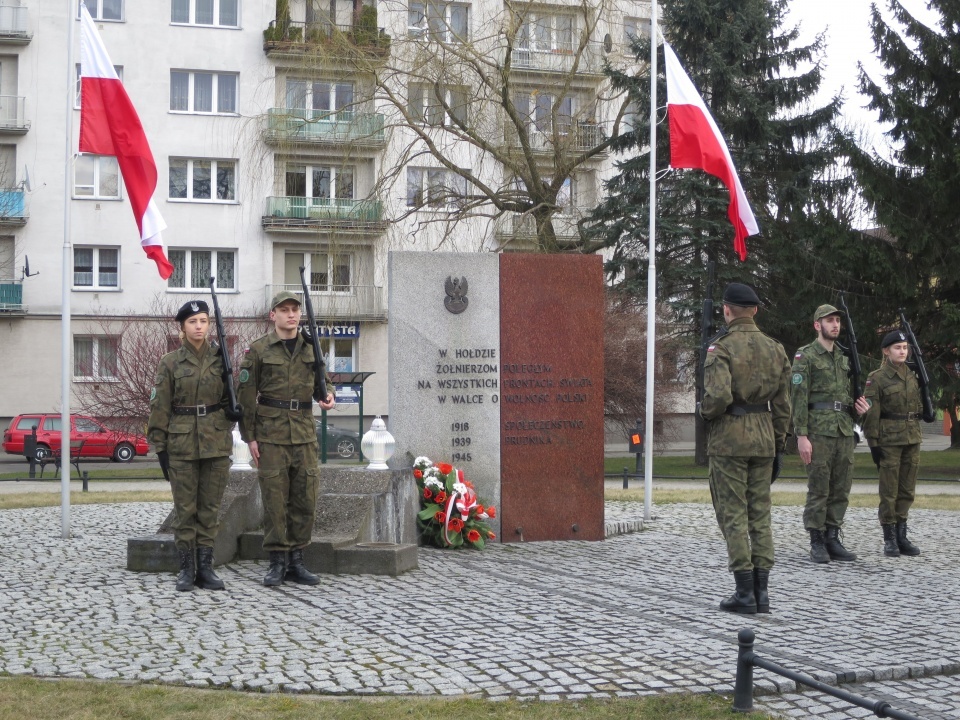 Pomnik Żołnierza Polskiego w Prudniku [zdj. Jan Poniatyszyn]