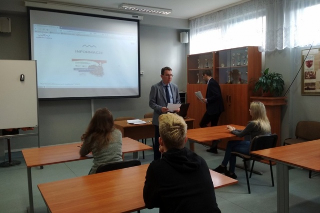 308 uczniów z 33 szkół na Opolszczyźnie wzięło udział w konkursie Wybieram Wybory