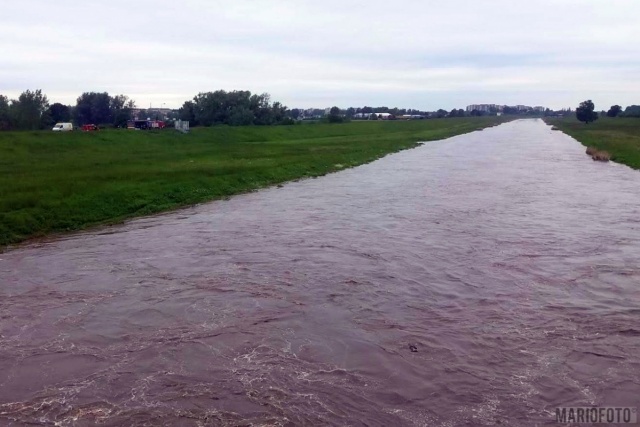 Opolskie: stany ostrzegawcze na rzekach przekroczone w 5 miejscach