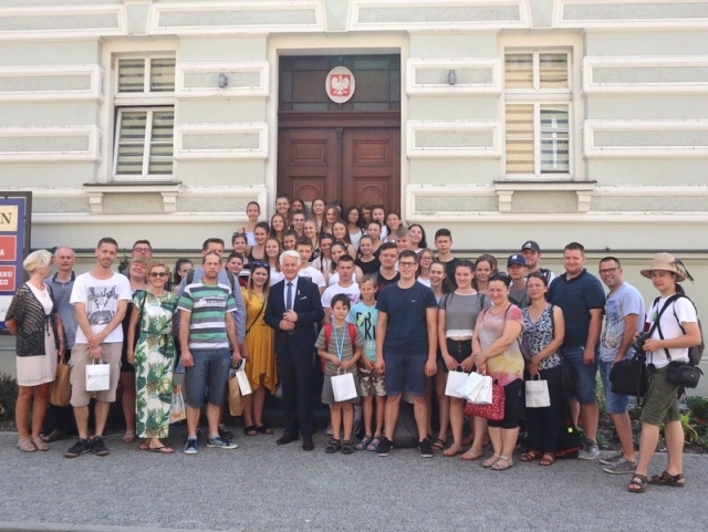 Węgierscy bratankowie przyjechali na wakacje do Wołczyna. Młodzież spędza czas aktywnie