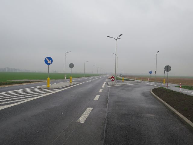 Zmodernizowano kolejny odcinek drogi wojewódzkiej 414 na trasie Prudnik - Opole
