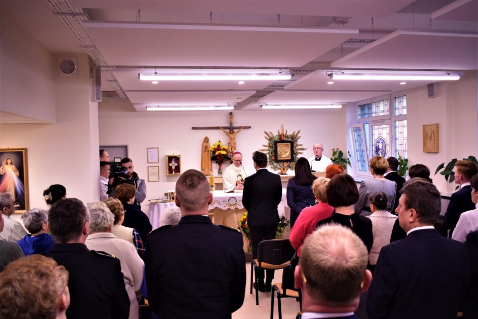 Poświęcenie kaplicy szpitala MSWiA w Głuchołazach [fot. Paweł Konieczny]