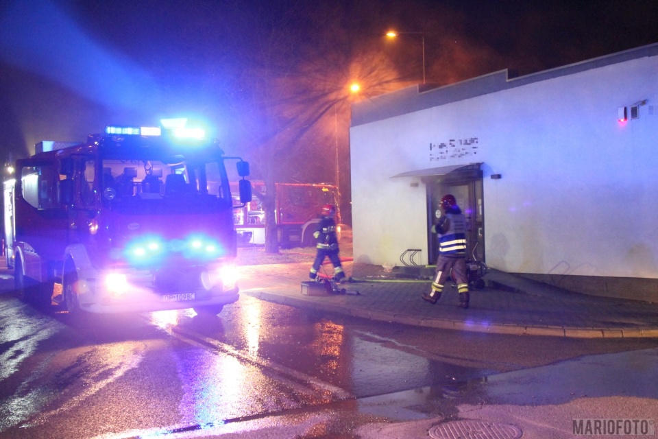 Pożar salonu fryzjerskiego w Opolu [fot. Mario]