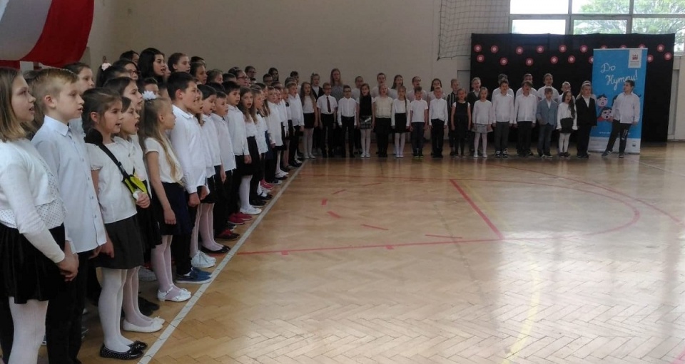 Ogólnopolski konkurs "Do hymnu" w PSP nr 28 w Opolu [fot. PSP nr 28 w Opolu]