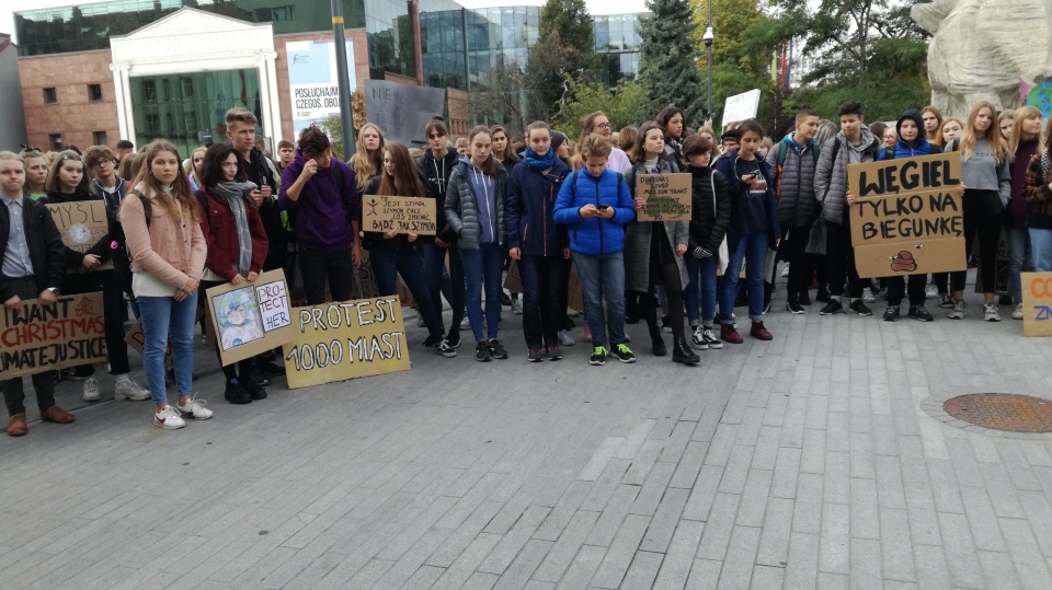 Młodzieżowy Strajk Klimatyczny w Opolu [fot.P. Wójtowicz]