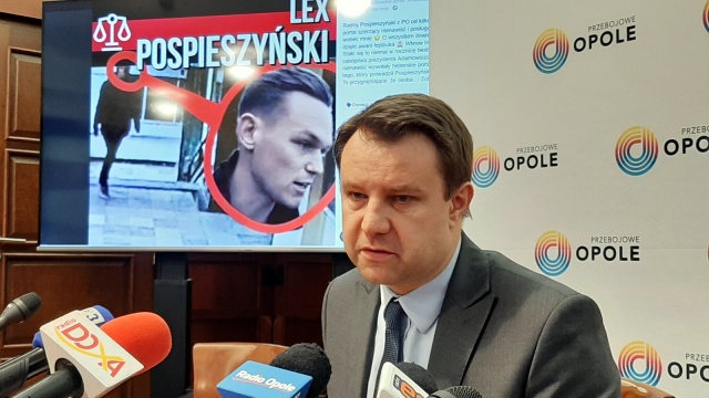 Gadzi język. Prezydent Opola żąda wyciągnięcia konsekwencji wobec Przemysława Pospieszyńskiego. Ten nie zrzeknie się mandatu radnego Opola