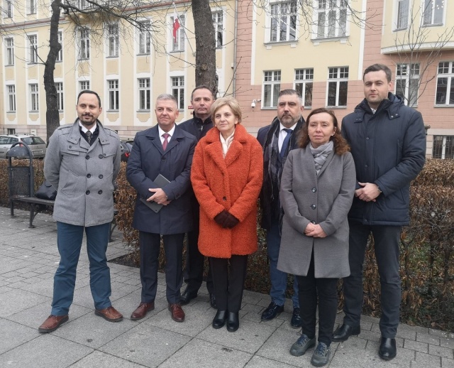 Przedstawiciele Solidarnej Polski proszą o poparcie reformy sądownictwa