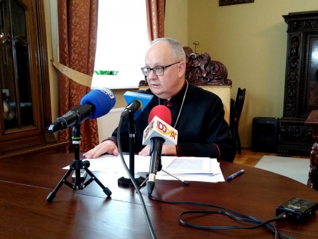 Słowo biskupa Czai na okres stanu zagrożenia epidemicznego w Polsce