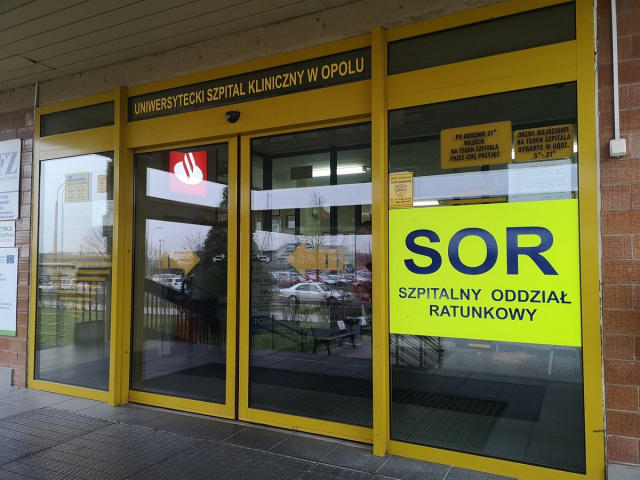 Pracownik medyczny SOR Uniwersyteckiego Szpitala Klinicznego w Opolu zakażony koronawirusem. Oddziały: wewnętrzny i laryngologii nie przyjmują pacjentów