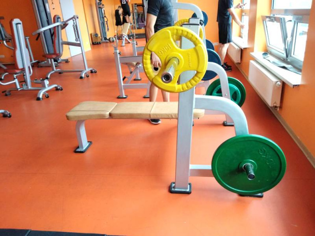 Nowe realia klubów fitness. Dezynfekcja, dystans i higiena na przykładzie Olimpu w Opolu