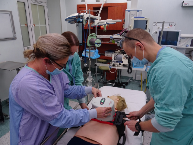 SOR przy Szpitalu Wojewódzkim w Opolu otrzymał od Ministerstwa Zdrowia maszynę do pomocy w resuscytacji pacjenta