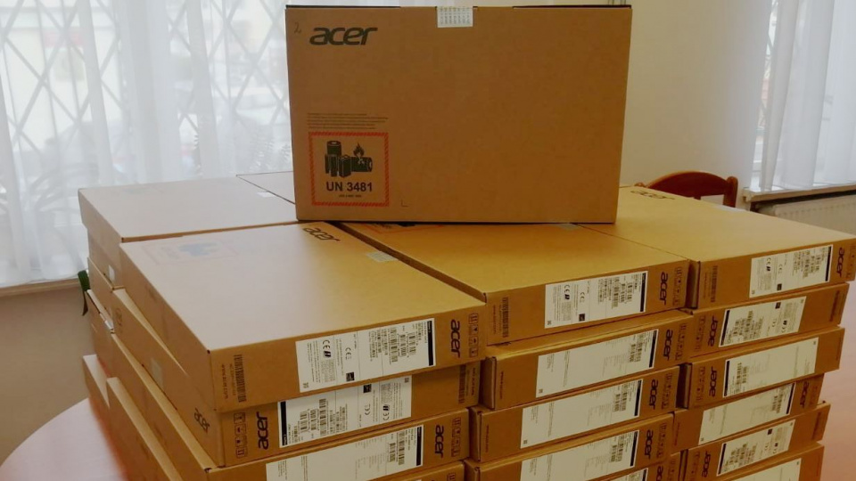 Nyskie starostwo kupiło 59 laptopów [fot. Starostwo Powiatowe w Nysie]