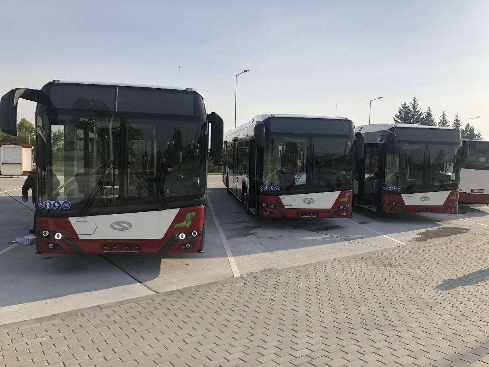 Trzy nowe autobusy Solaris zasiliły tabor MZK w Opolu [fot. UM w Opolu]