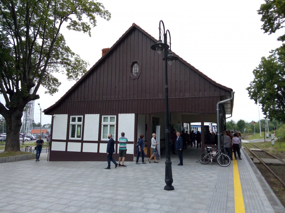 Wyremontowany dworzec kolejowy w Głuchołazach [zdj. Jan Poniatyszyn]