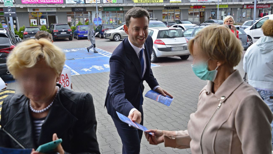 Politycy zjednoczonej prawicy przekonywali w Namysłowie do udziału w wyborach prezydenckich [fot. Daniel Klimczak]