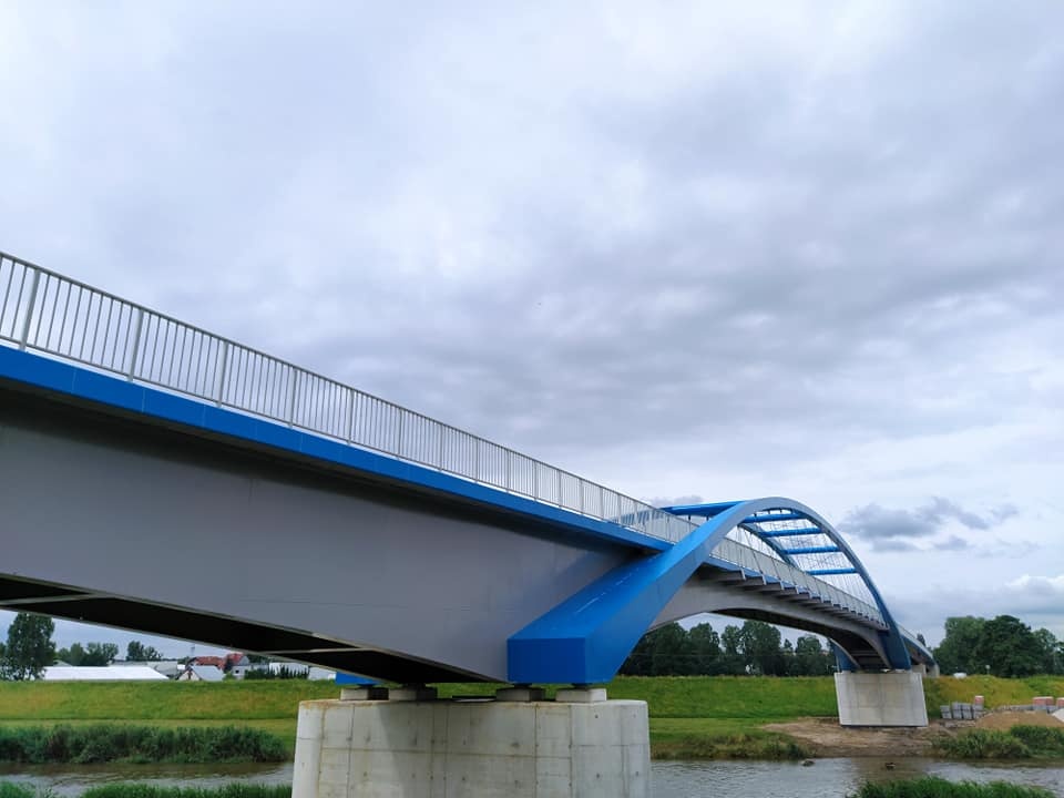 Kładka pieszo-rowerowa nad kanałem Ulgi w Opolu [fot. MZD w Opolu]