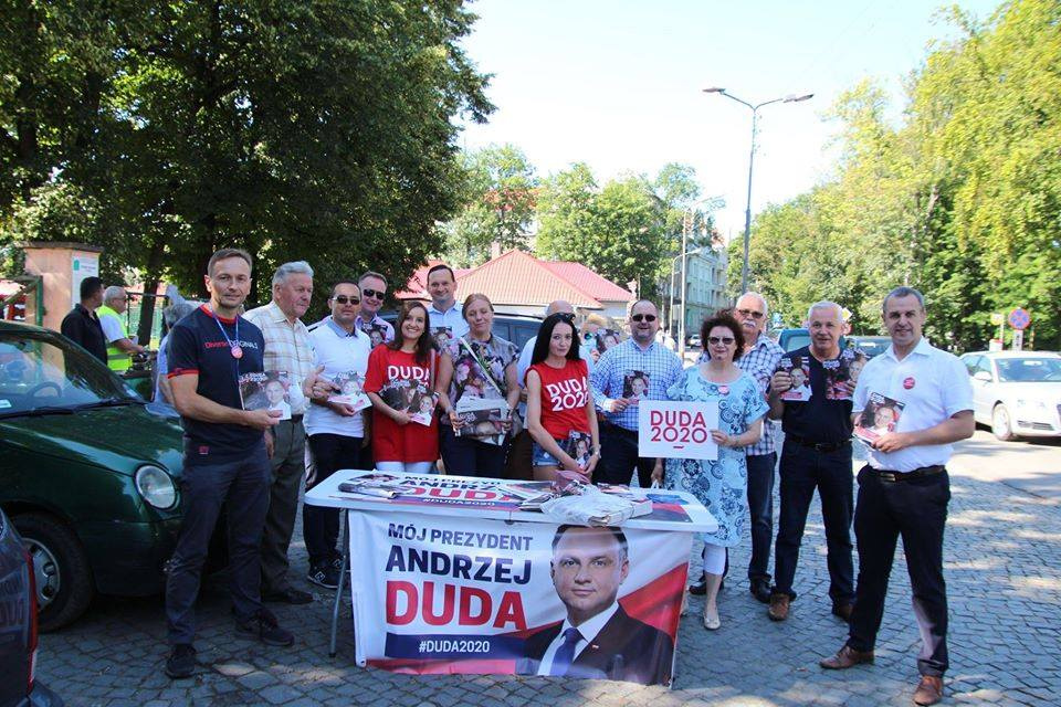 Politycy PiS w Nysie zachęcali do głosowania na Andrzeja Dudę foto:A.Kamiński