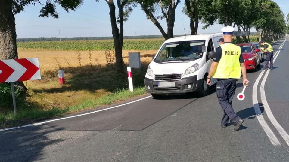 Policjanci i SOK-iści edukowali kierowców w powiecie namysłowskim [fot. KPP Namysłów]
