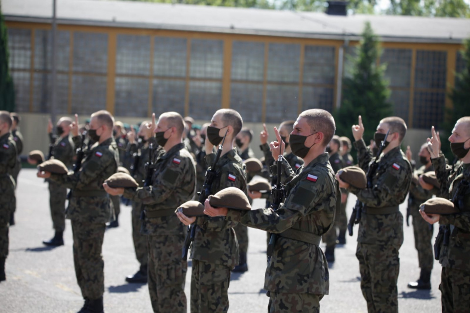 70 nowych żołnierzy zasiliło szeregi 13. Śląskiej Brygady Obrony Terytorialnej [fot. 13 ŚBOT]