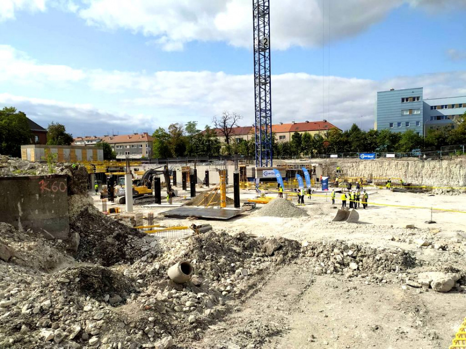 Budowa Centrum Usług Publicznych w Opolu, 17.09.2020 [fot. Witold Wośtak]