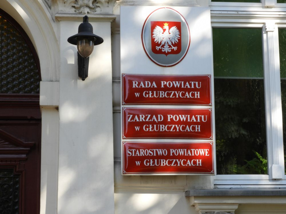 Władze powiatu głubczyckiego apelują o stosowanie się do zasad. [fot. KB]