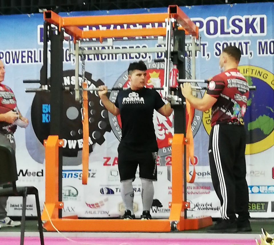Dorian Derwieczyńki mistrzem Polski w trójboju siłowym - [fot: archiwum zawodnika]
