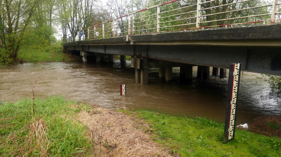 Gmina Branice monitoruje stan wód i szacuje poniesione straty - [fot: Mariusz Chałupnik]