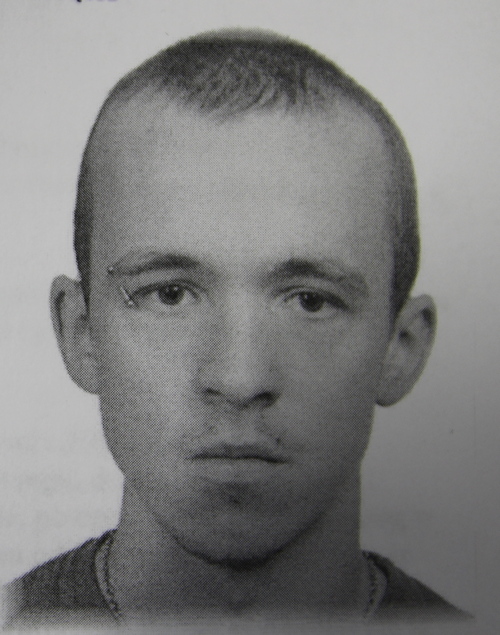 Znasz tego mężczyznę Policja poszukuje zaginionego Bartosza Kwaśnickiego