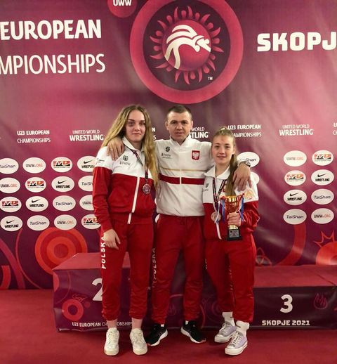 Z dwoma brązowymi medali młodzieżowych mistrzostw Europy powróciły do domu zapaśniczki Orła Namysłów