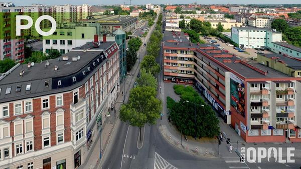 Opole: ul. Ozimska będzie przewężona, a w jej środku pojawią się drzewa. Arkadiusz Wiśniewski stawia na zieleń i rowerzystów
