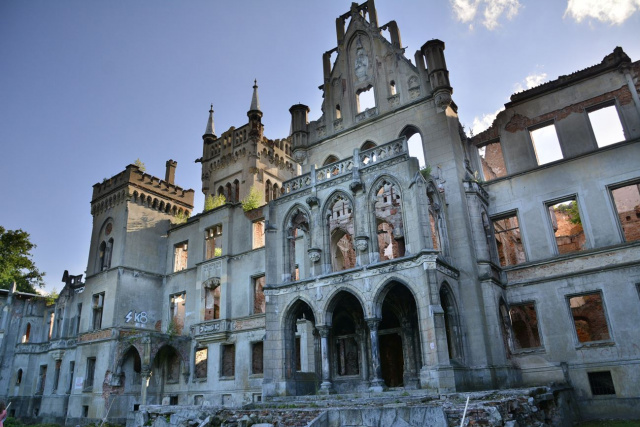 Pałac w Kopicach może odzyskać dawną świetność. Odbudowa potrwa przynajmniej 10 lat