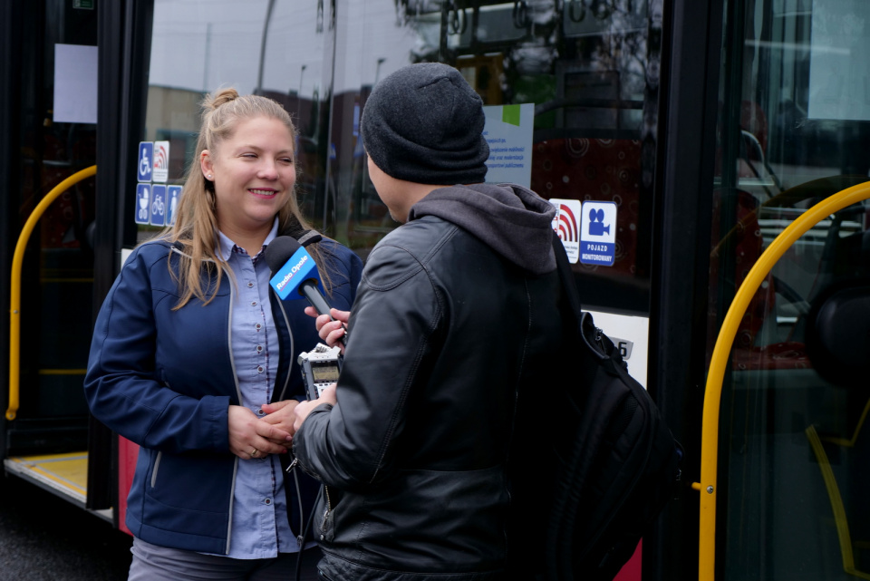 Miejskimi autobusami w Opolu coraz częściej kierują kobiety [fot. Marcin Boczek]