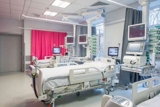 Największy w regionie OIOM dla pacjentów z koronawirusem ma szpital Vital Medic w Kluczborku