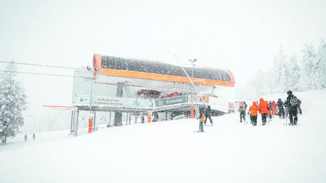 Stoki narciarskie ponownie dostępne, a pogoda sprzyja. Działamy z zachowaniem wszystkich zasad reżimu sanitarnego