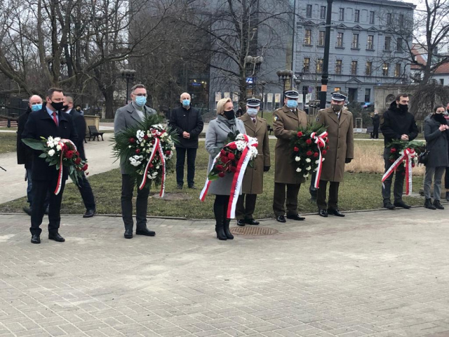 Wojewódzkie obchody 1 marca w Opolu. Władze regionu i miasta oddały cześć żołnierzom wyklętym [ZDJĘCIA]