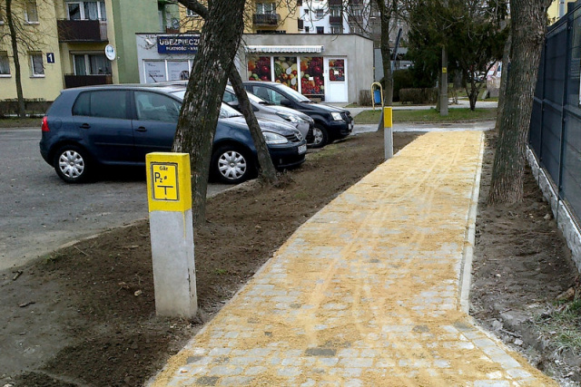 W Krapkowicach remontują drogi i budują chodniki