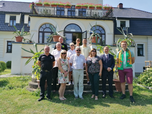 Komisja konkursowa wizytuje miejscowości zgłoszone do konkursu Piękna Wieś Opolska