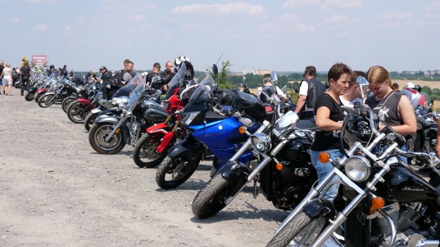 To wielka frajda dla fanów motocykli Trwa Rock Festiwal Pogranicza w Prudniku [ZDJĘCIA, FILM]