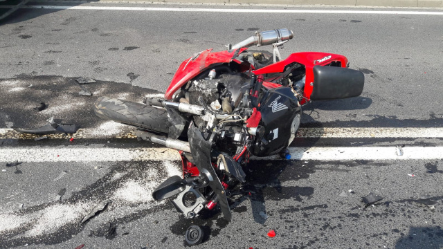 Wypadek z udziałem motocyklisty na DK 39